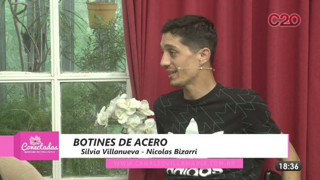 Conectadas – Botines de acero