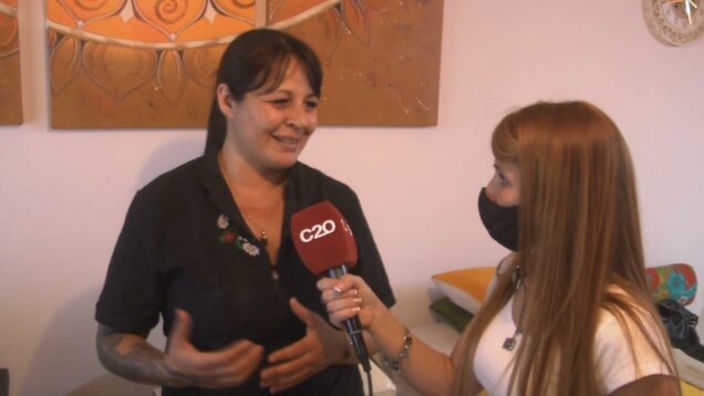 Seguimos Conectadas – Lili Reina