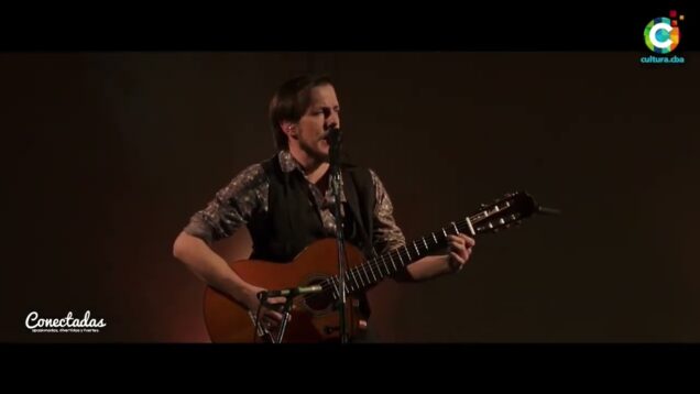 Seguimos Conectadas | Facundo Farrando